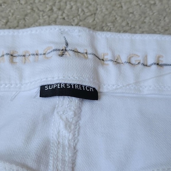 NEW! AMERICAN EAGLE Super High Rise Flare Jean 18S. - Picture 6 of 7